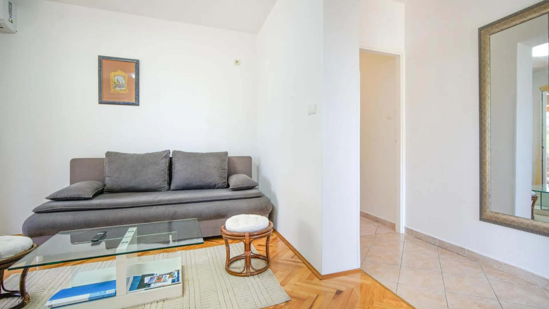 Apartment Olga-2 By Interhome Banjol